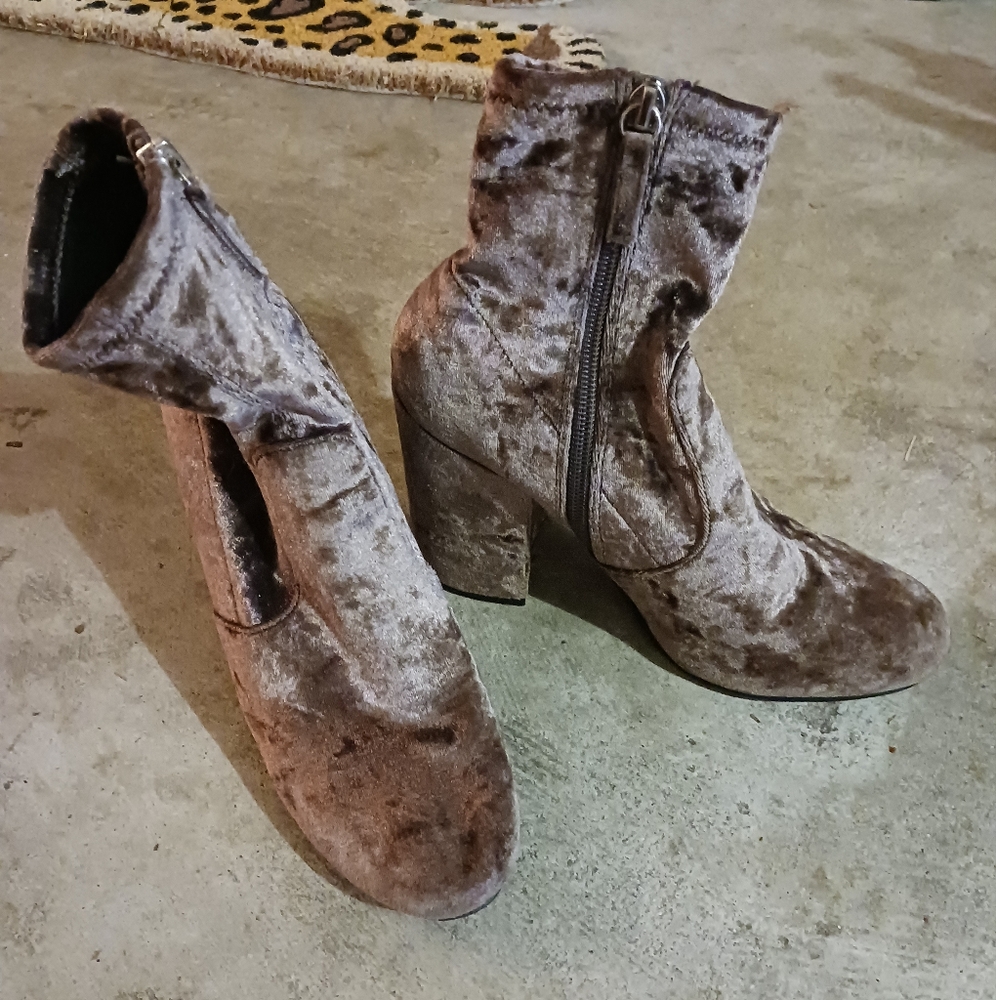 Steve Madden Velvet Ankle Boots - Purple